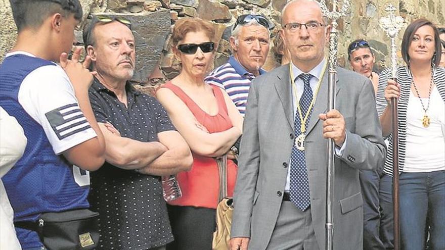 “Hacía tiempo que los cofrades no teníamos que estar mirando al cielo”