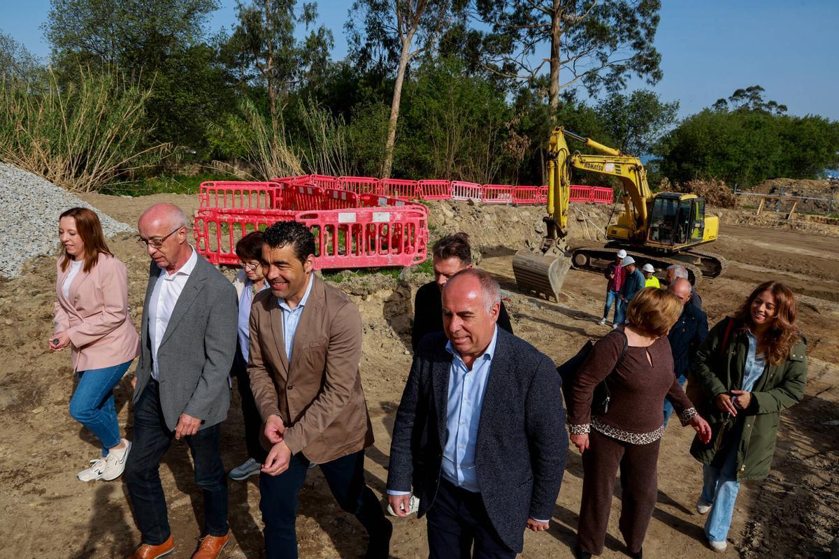 El presidente provincial destacó la inversión realizada en el Concello de Vilanova.