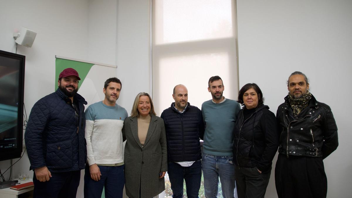 Presentación del documental Huellas en mi cocina, con Isabel Albás y algunos de los cocineros protagonistas