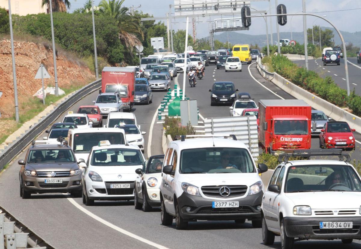 La limitación de la circulación en Ibiza se aplicará sin período de gracia