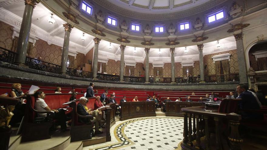 Pleno del Ayuntamiento de València.