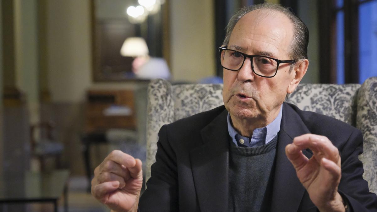 Rafael Canogar:  No hay derecho a que en España se pague el 21% de IVA por comprar arte 