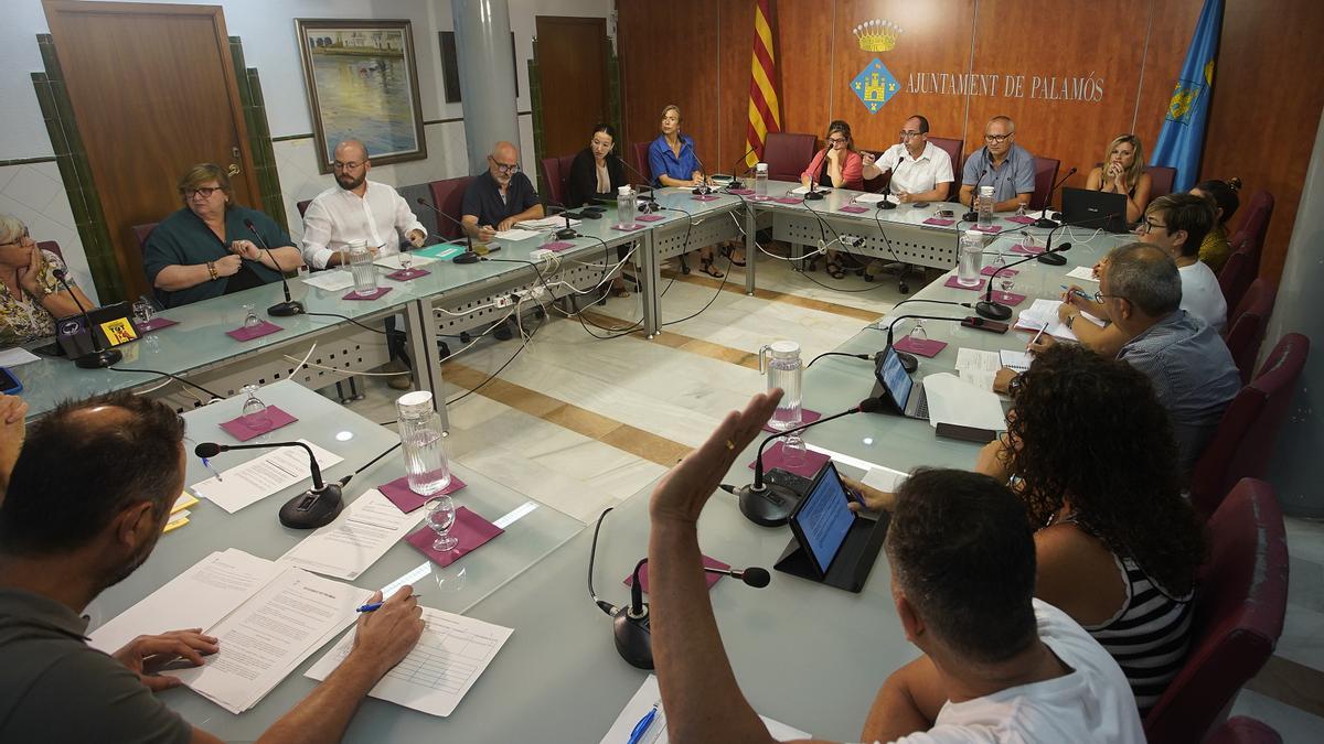 Imatge d'arxiu del ple de Palamós.