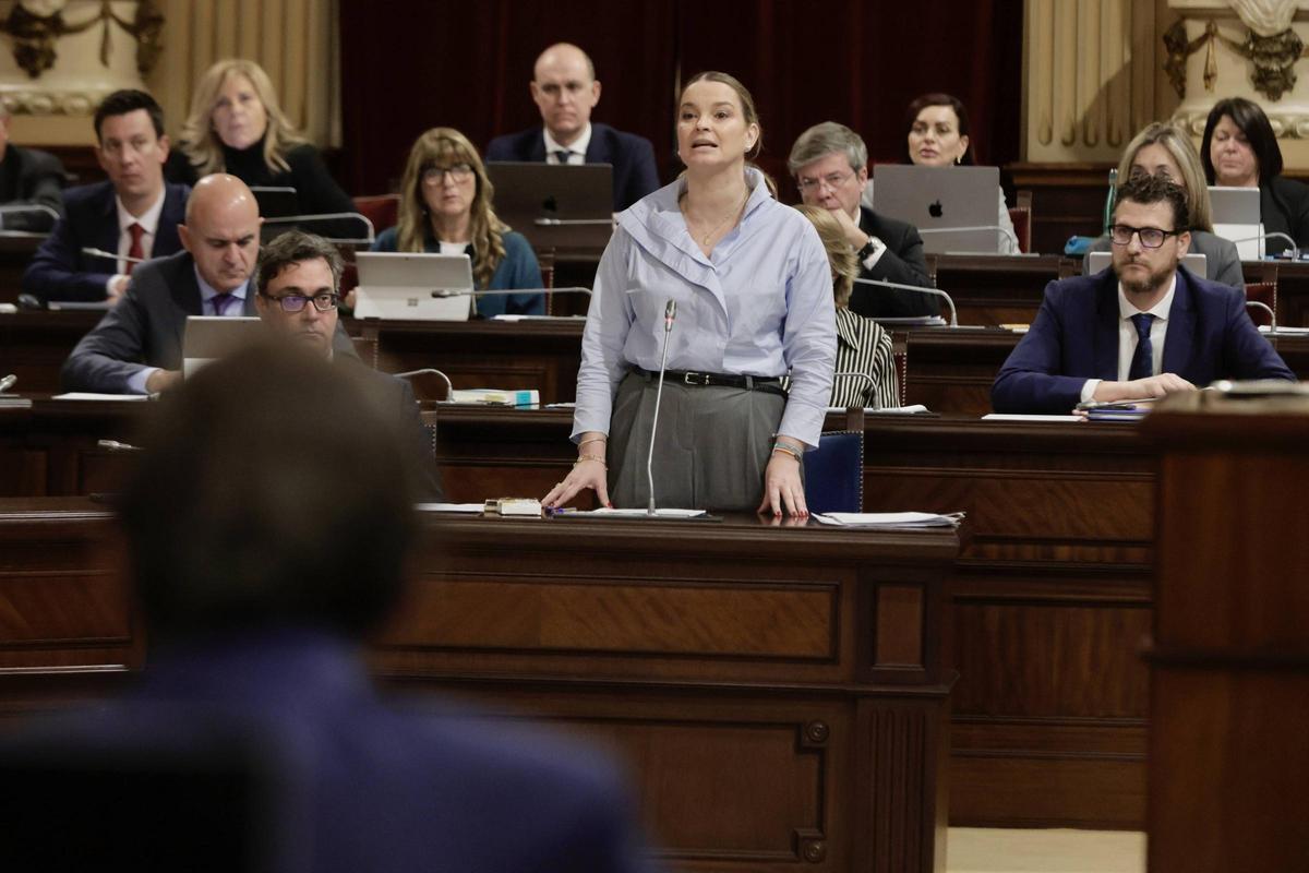 Marga Prohens, ayer en el Parlament.