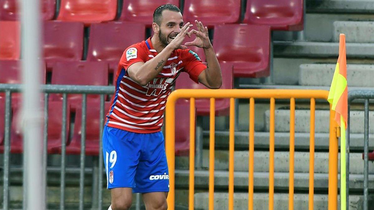 Soldado podría dejar paso a jugadores menos habituales en la delantera