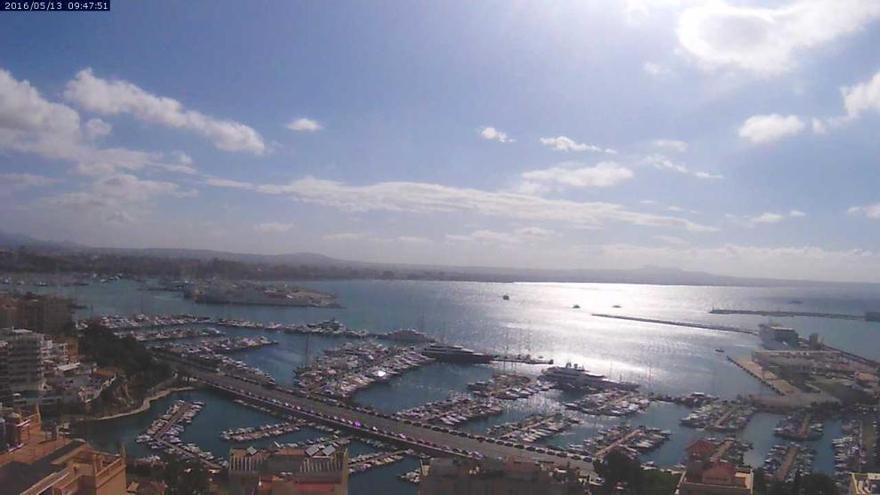 Viel Sonne und wenig Wolken am Freitagvormittag (13.5.) im Hafen von Palma.