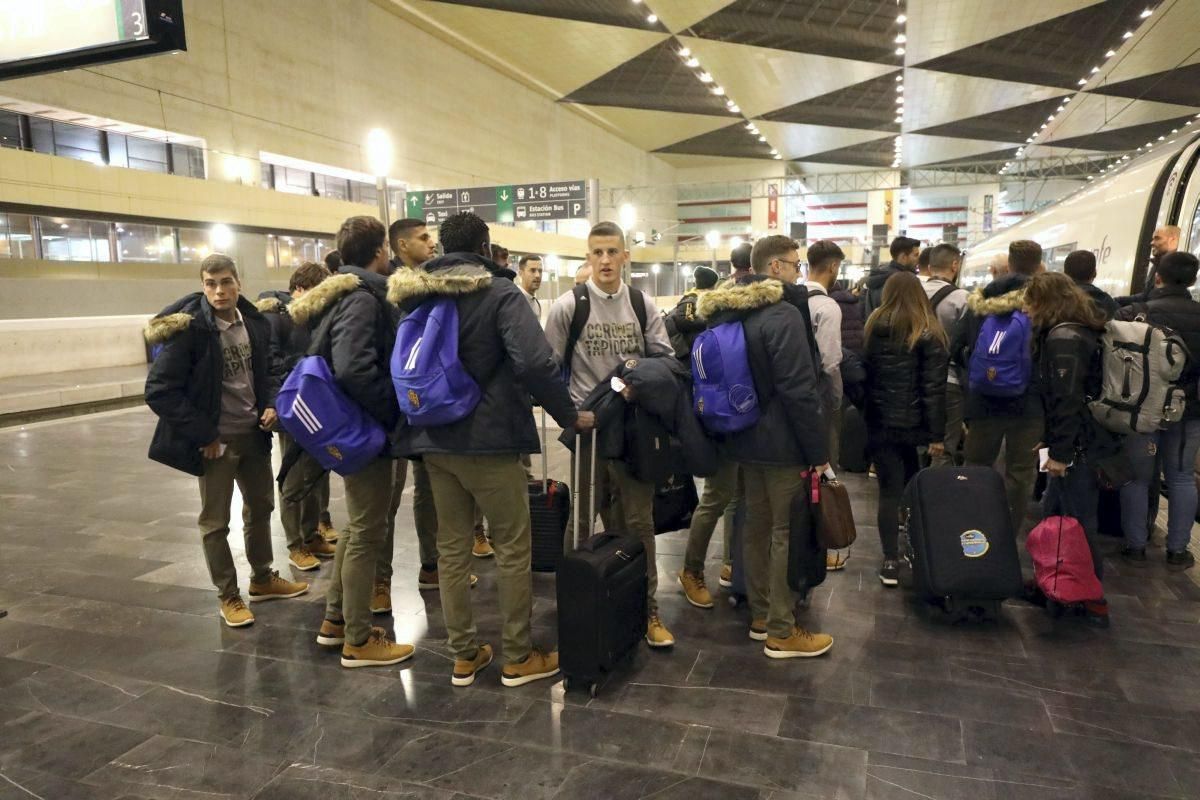 El Real Zaragoza sale rumbo a Madrid