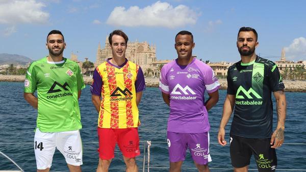 La afición del Palma Futsal, presente en la camiseta principal del equipo