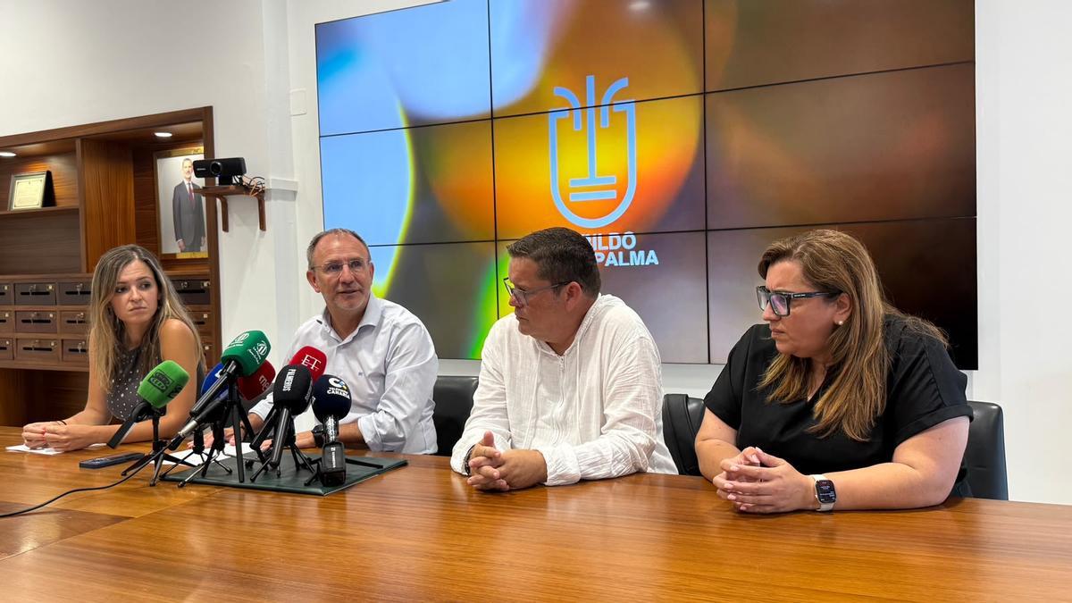Un instante de la rueda de prensa de ayer en la Isla Bonita.