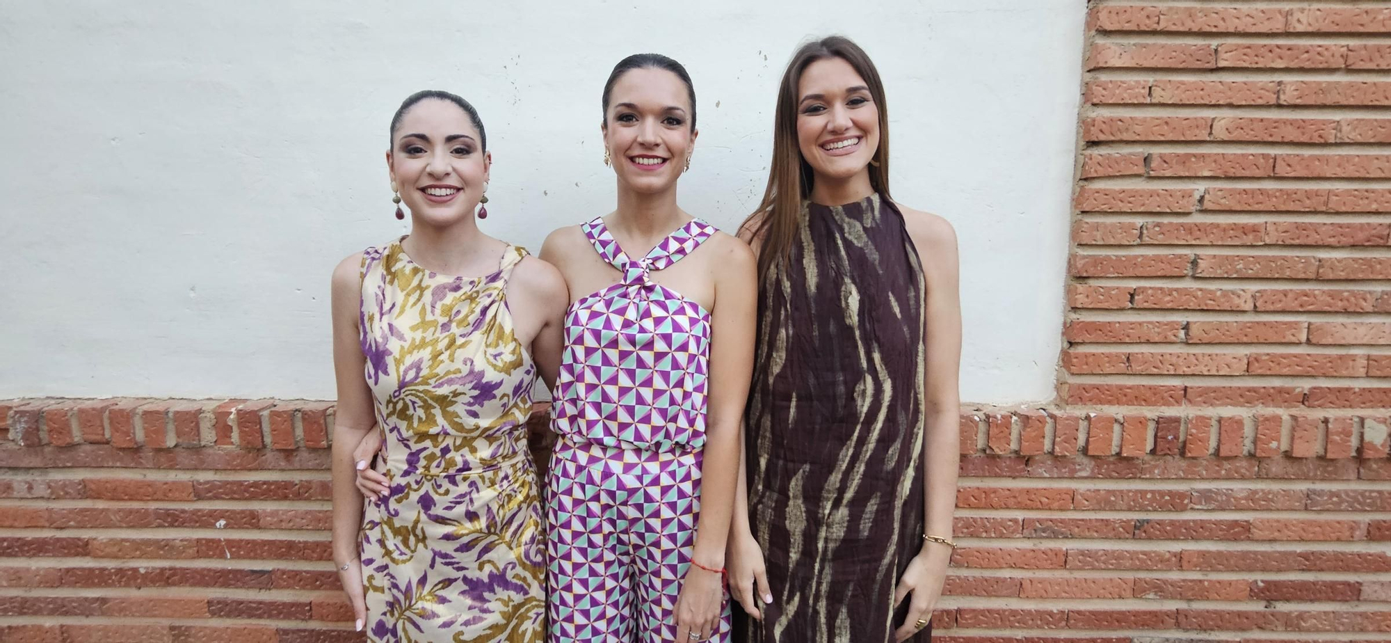 Jesus. Alicia Alonso (Costa y Borras), Cristina Sanchez (Pio XI-Fontanars) y Alba Rivero (Carcagente-Compromiso de Caspe)