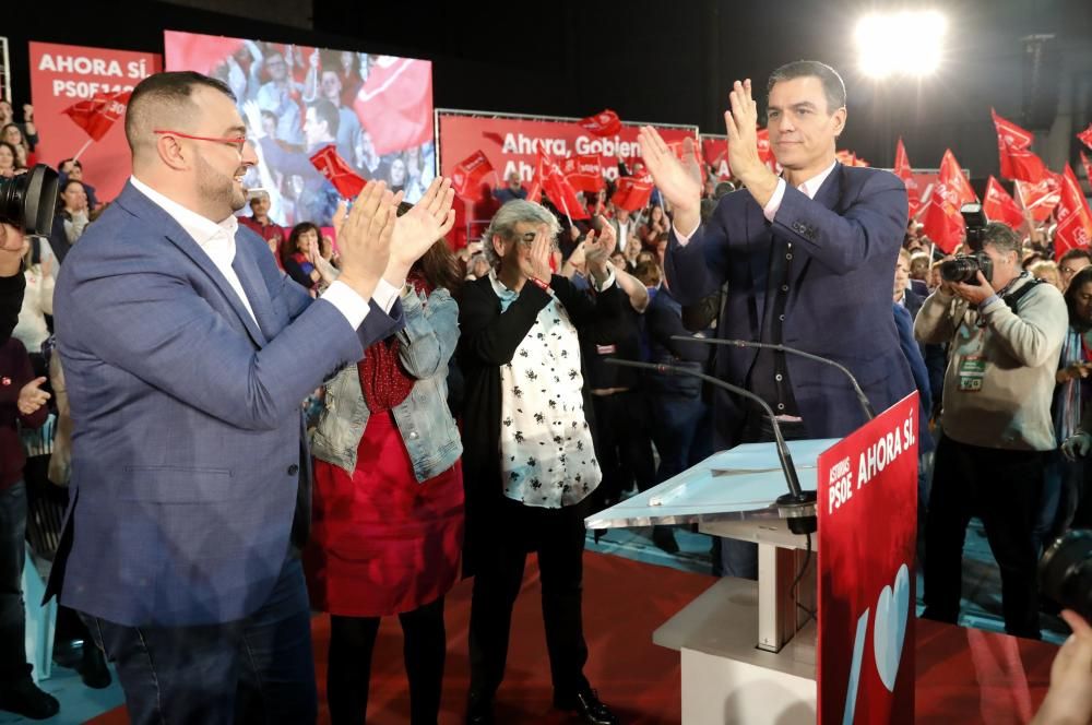 Mitin de Pedro Sánchez en Gijón