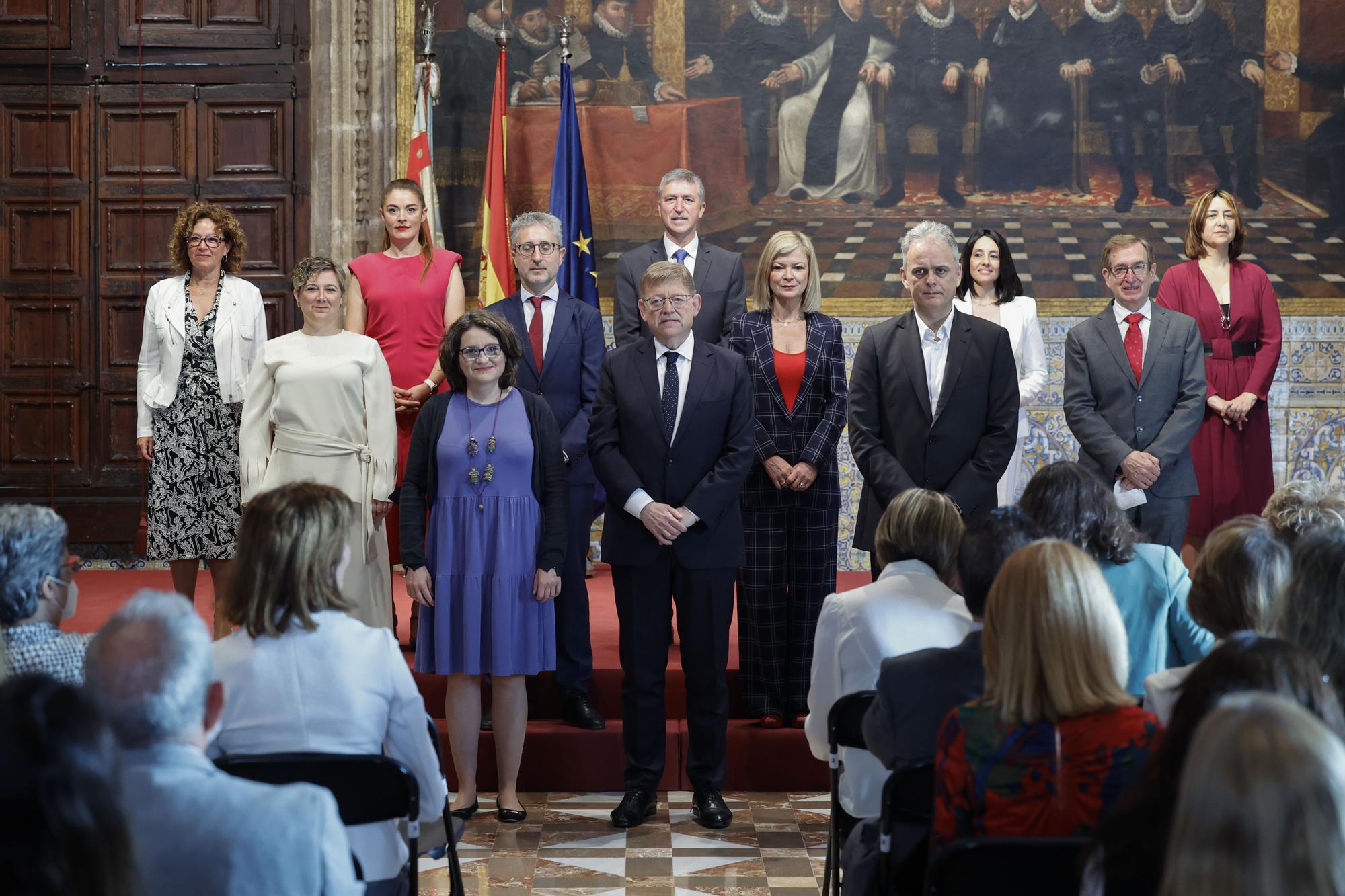 Toma de posesión de los nuevos consellers en el Palau