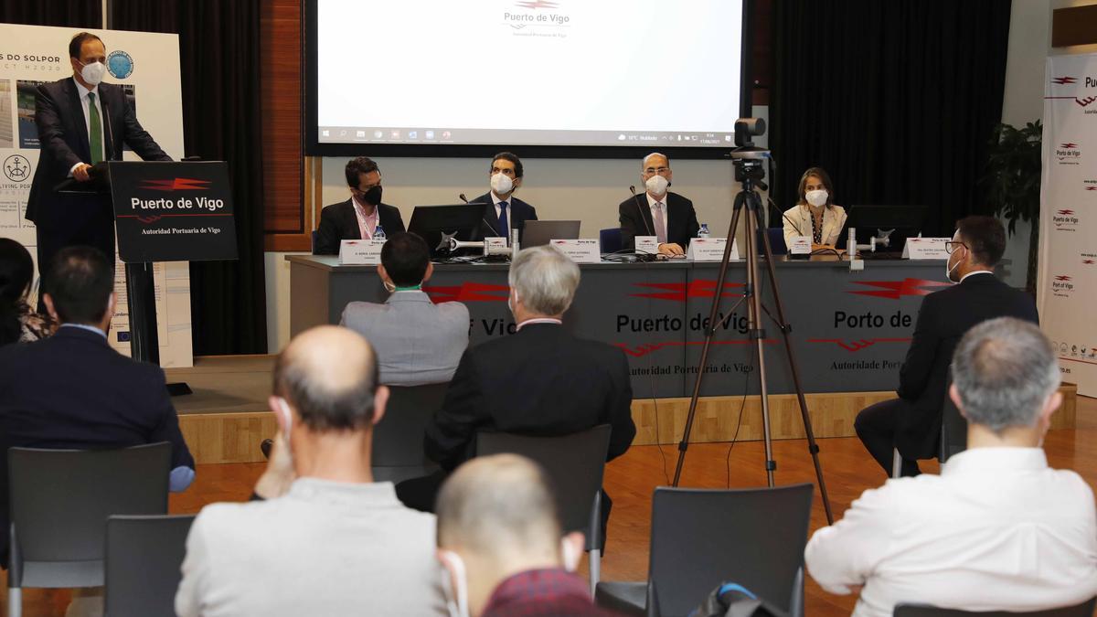 Presentación del proyecto ayer en el puerto.