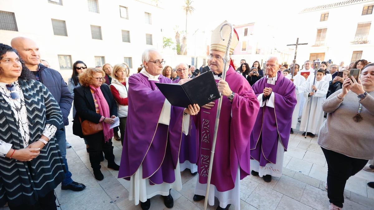 Así ha sido la eucaristía del Año Jubilar oficiada por el obispo José Ignacio Munilla en el Monasterio de Santa Faz