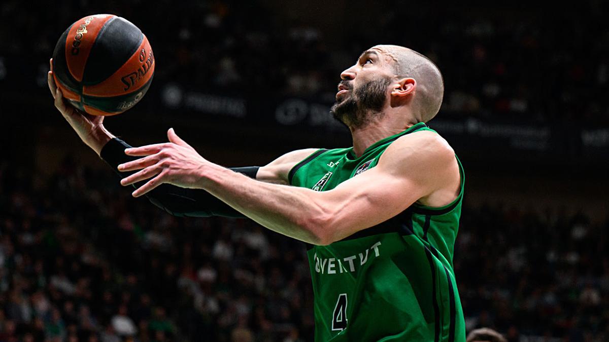 Pau Ribas reconoció que el equipo no logró el billete para la Copa y deben centrarse en el play-off