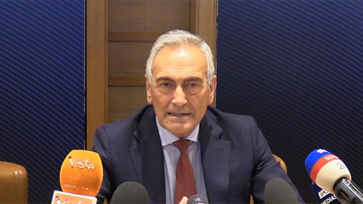 El presidente de la Federación Italiana adelanta que el fútbol será a puerta cerrada