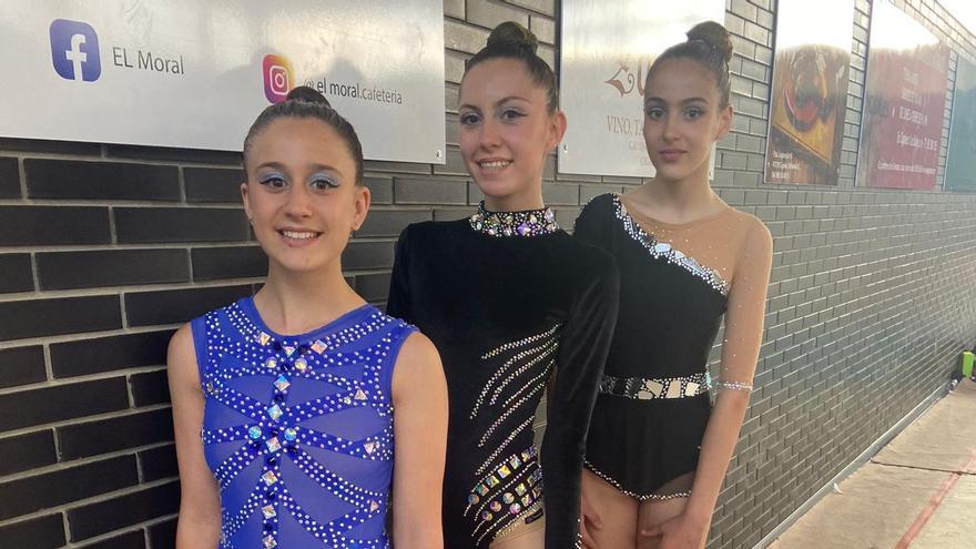 Gimnastas del Rítmica Benavente,  Carla López, Paula Gutiérrez y Cristina Ugidos