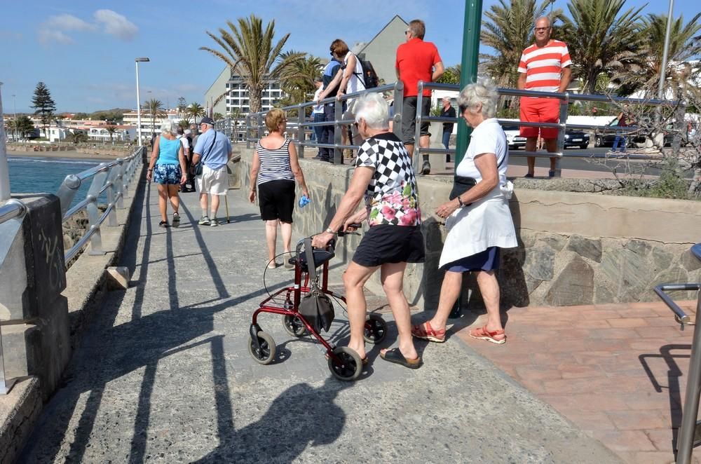 Inicio de las obras del paseo marítimo que unirá las playas de San Agustín con la de Las Burras.