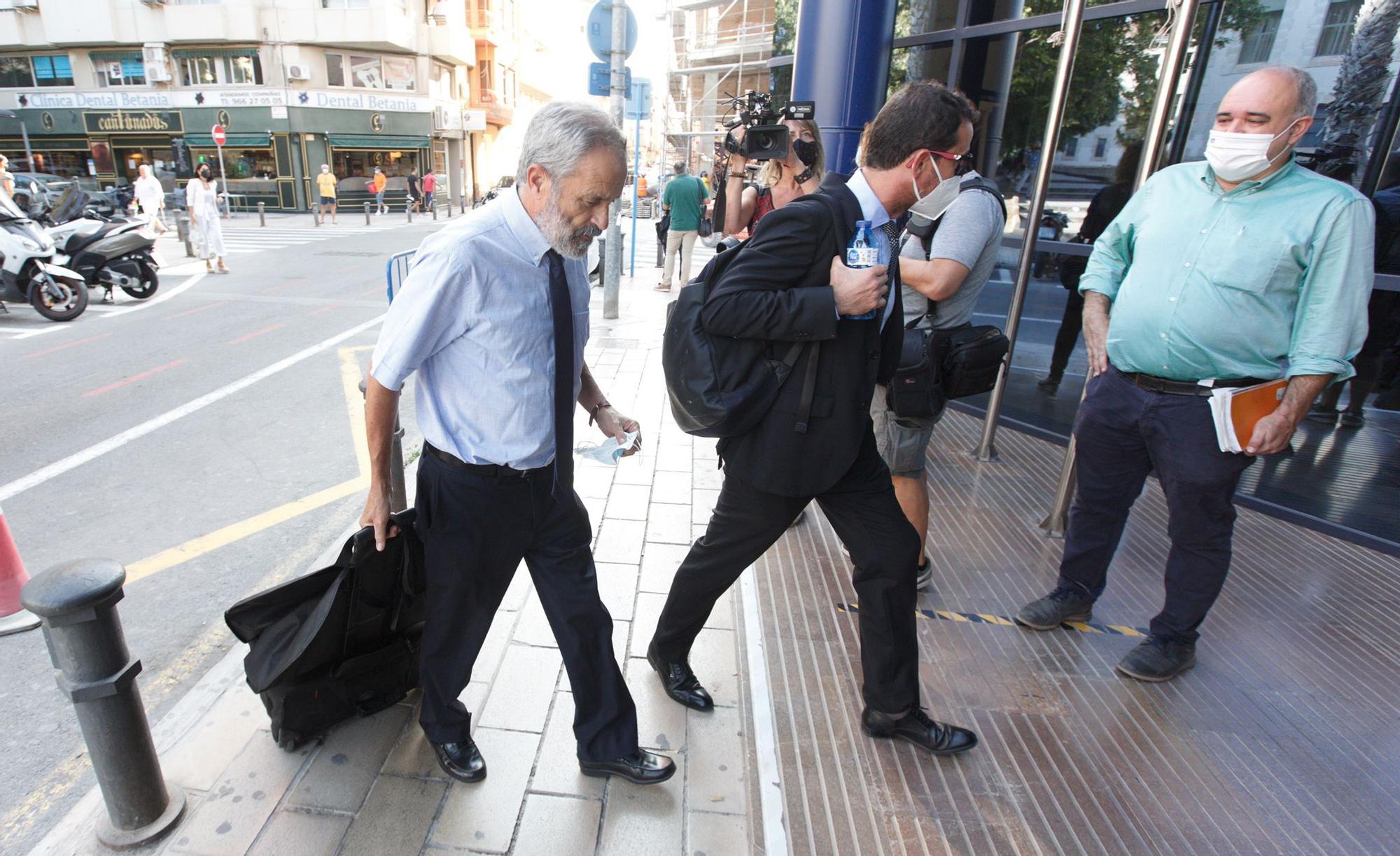 Las defensas en el proceso de las basuras de Calp piden la nulidad de la causa