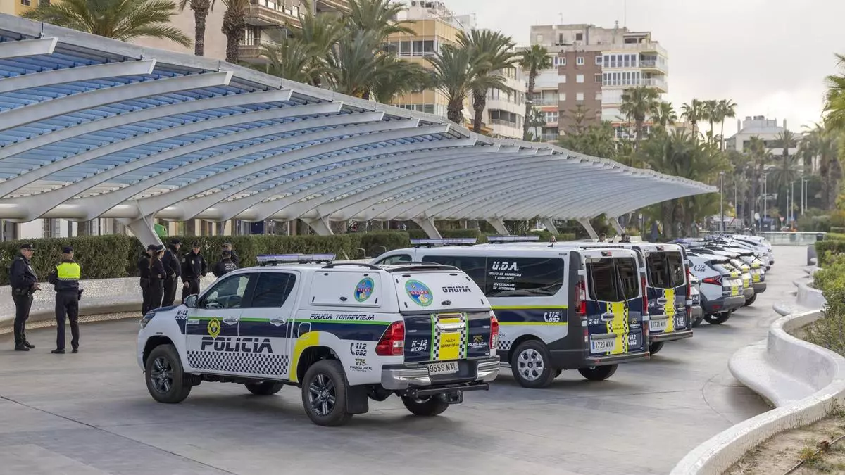 La Policía Local de Torrevieja renueva toda su flota vehículos con una inversión de 1,2 millones