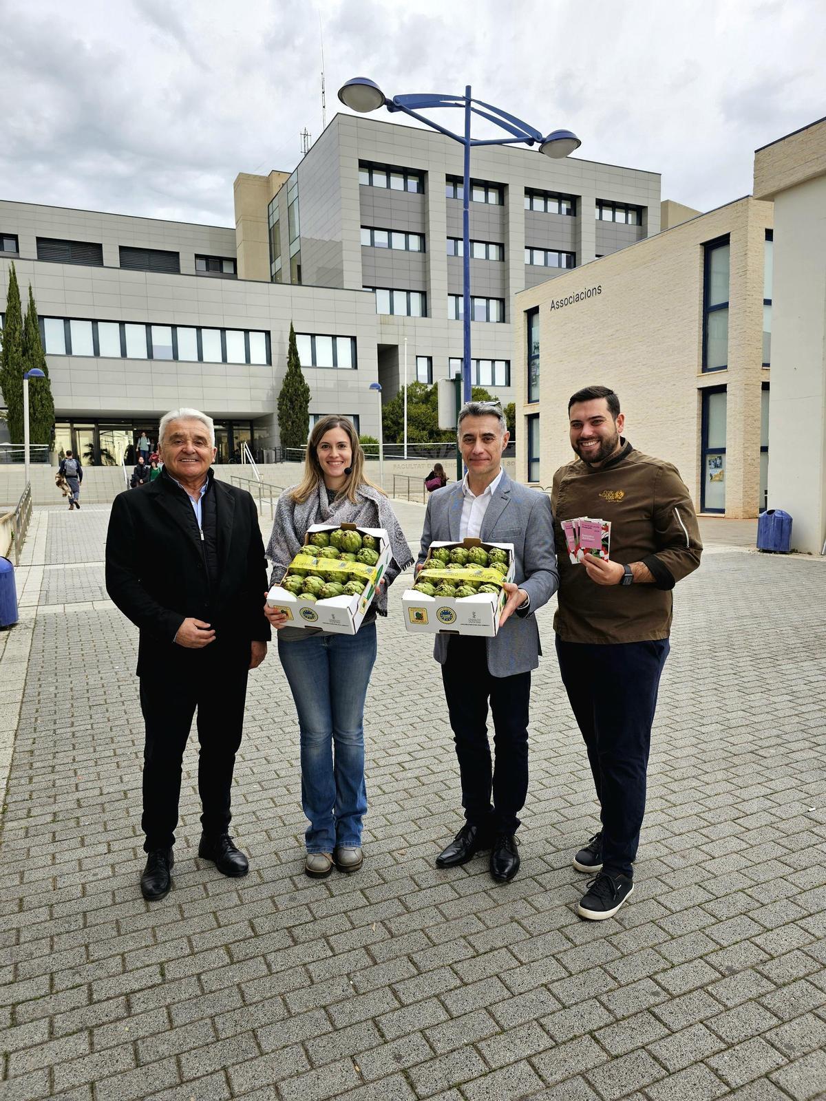 De izquierda a derecha, Guillermo Edo, Carla Centelles, Nacho Lluch y Anay Bueno.