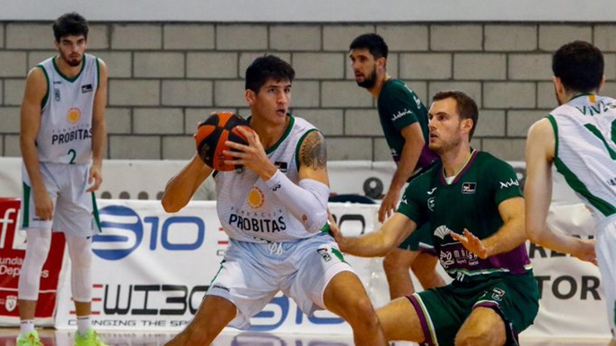 El Unicaja cayó contra el Joventut en su último partido de pretemporada.