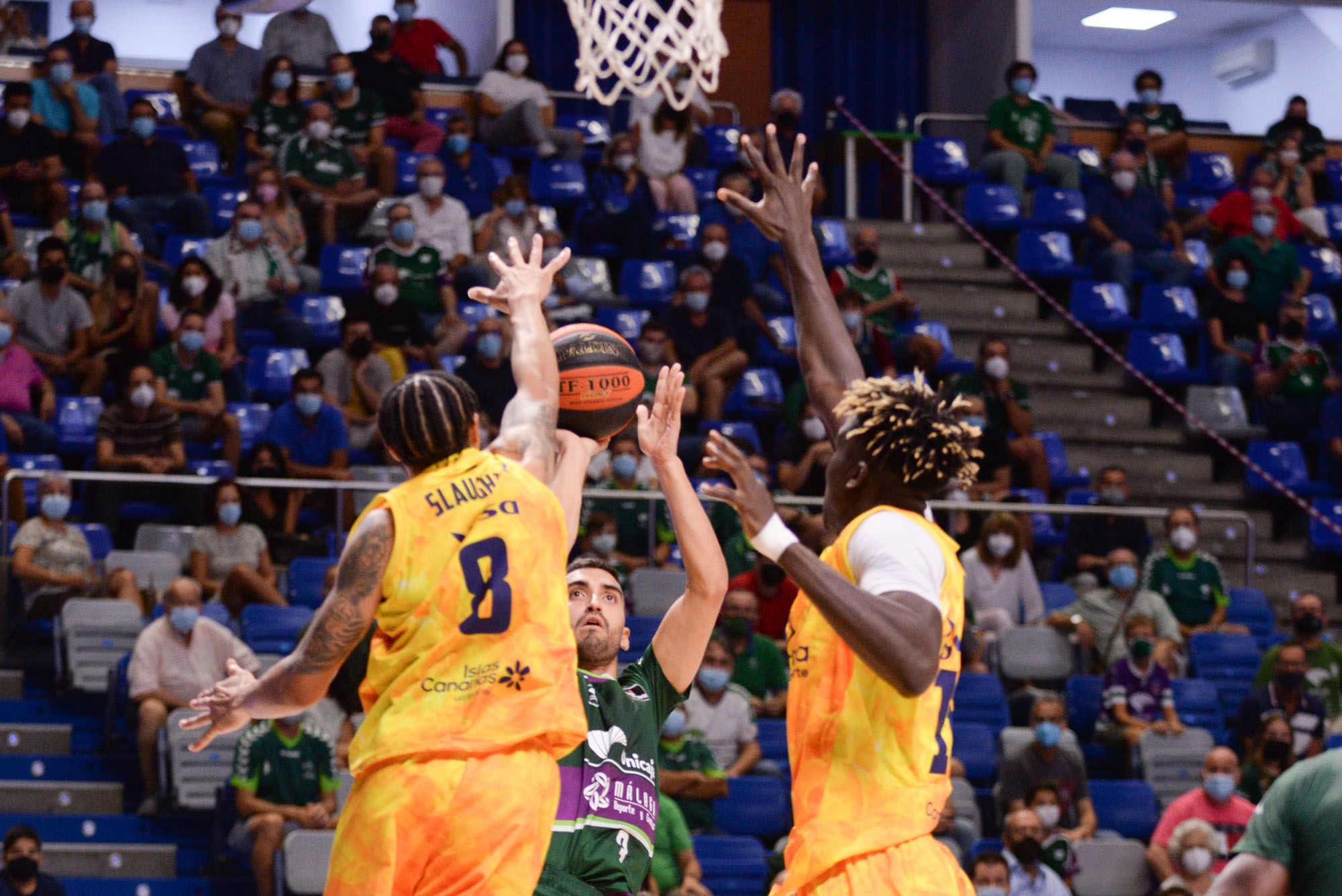 Las imágenes del Unicaja - Herbalife Gran Canaria de la Liga Endesa en el Martín Carpena.