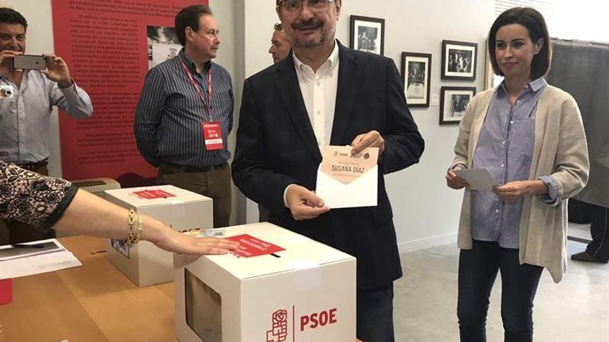 Lambán: &quot;Hoy toca elegir y mañana, recuperar la concordia del PSOE&quot;