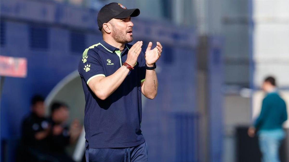 Jordi Ferrón, cesado como técnico del Espanyol