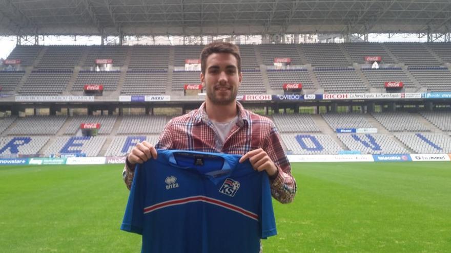 Johannesson, con la camiseta de Islandia