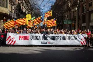 Les imatges de la manifestació de l'ANC i el Consell de la República per denunciar la situació de Rodalies