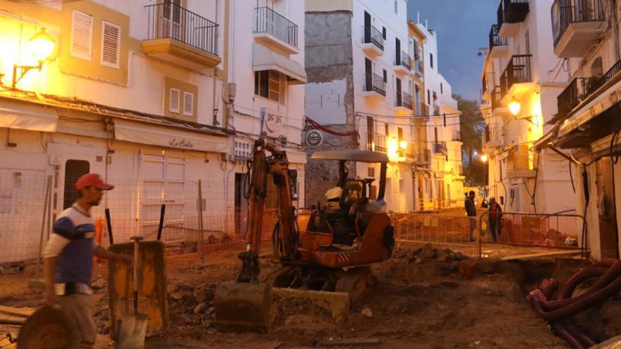 Vila suspende las obras de la Marina tras una nueva agresión a un obrero