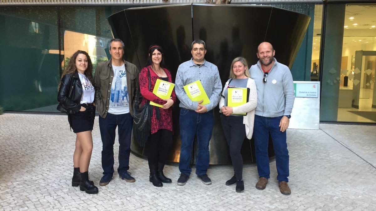 Javier Luna y Ana María Cuevas, candidatos al Congreso y el Senado por Pacma en Córdoba