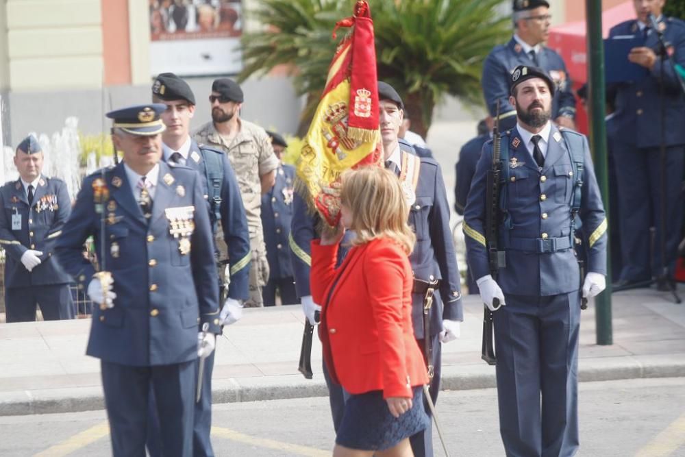 Los murcianos se vuelcan con la bandera