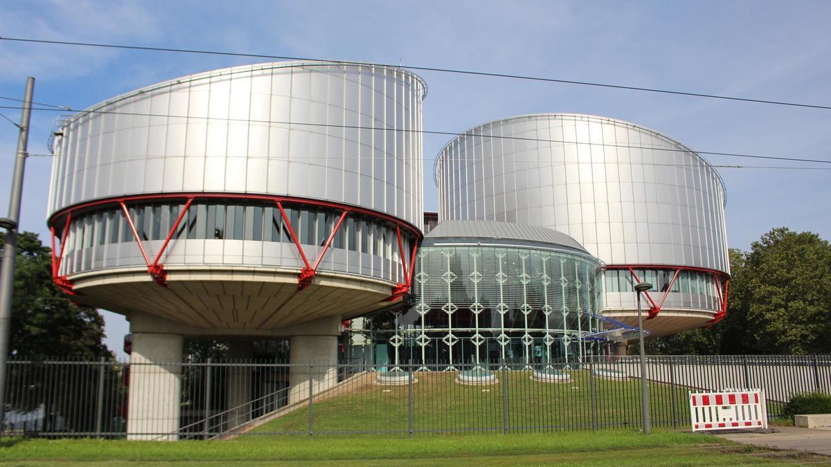 Imatge d'arxiu de l'entrada al Tribunal Europeu de Drets Humans, situat a Estrasburg.