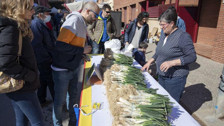 El bon temps s’alia amb la Fira de la Ceba i el Calçot