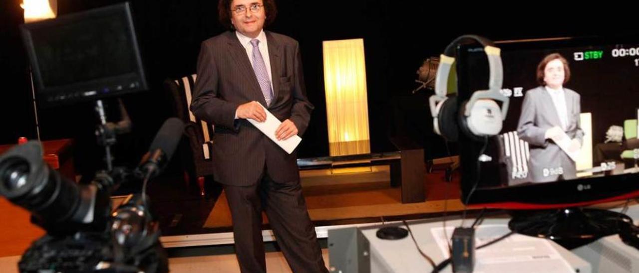 Carlos Infante, en los estudios de Muy Muy TV, durante la entrevista.