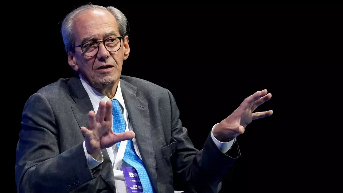 González-Páramo (IESE): "En el crecimiento del PIB hay unos vientos de cola que son ajenos a la política del Gobierno"