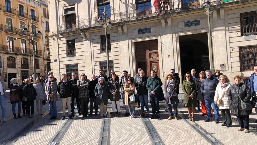 Alcoy se suma a los tres días de luto oficial por el incendio de València