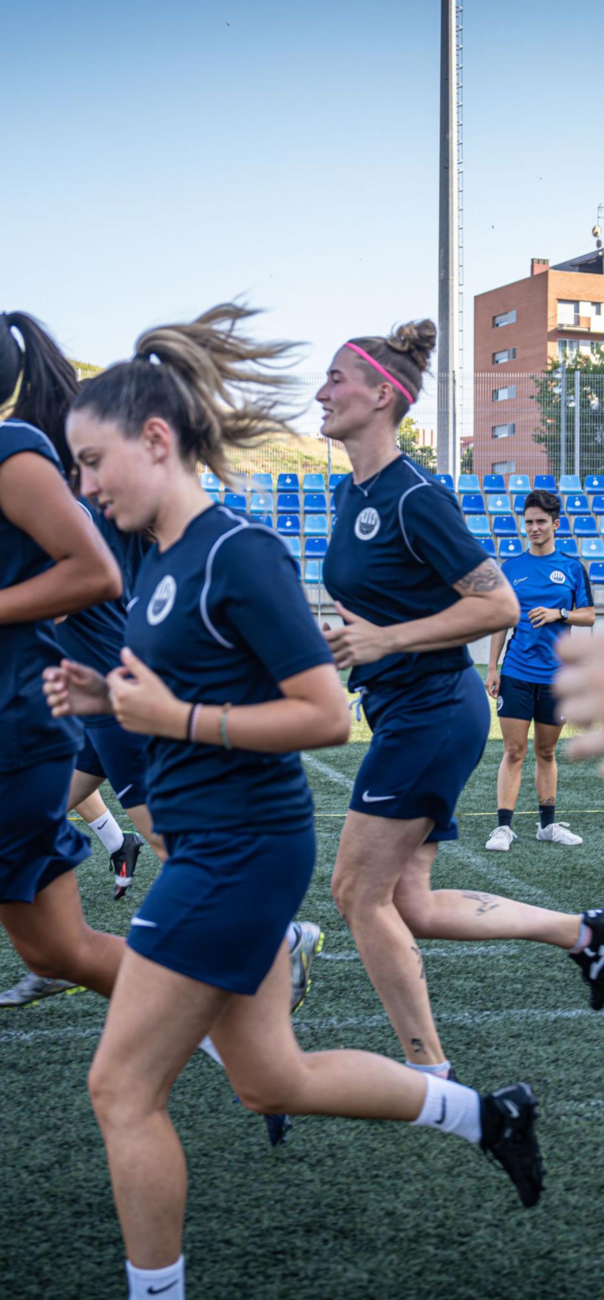 Cisma a Badalona:4 clubs per a un camp Cisma a Badalona:4 clubs per a un camp