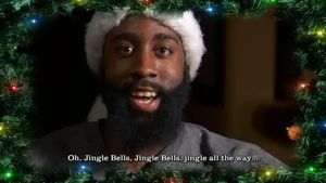 Les estrelles de la NBA versionen la nadala ’Jingle bells’