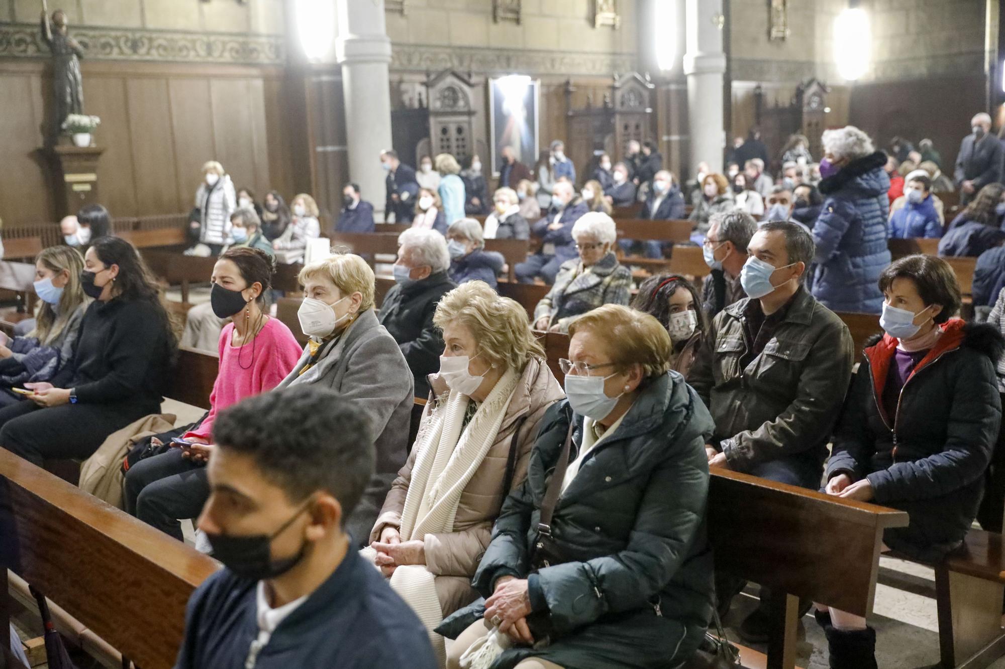 Homenaje musical a la sagrada familia en la Basílica de Gijón