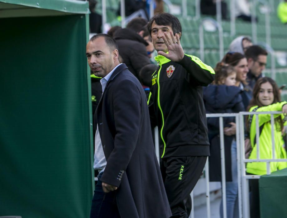 El Elche vence al Extremadura y se aleja de los puestos de descenso