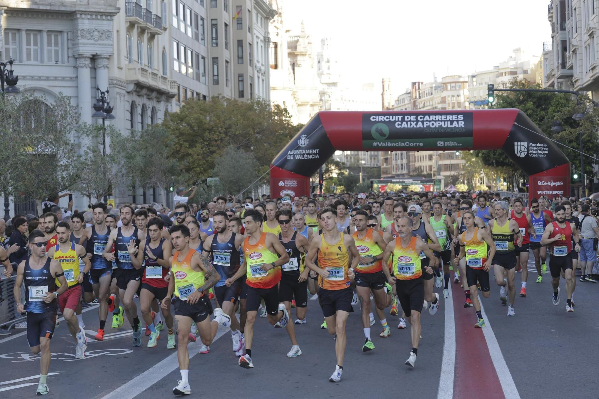 Asi ha sido la Volta a Peu de les Falles en València