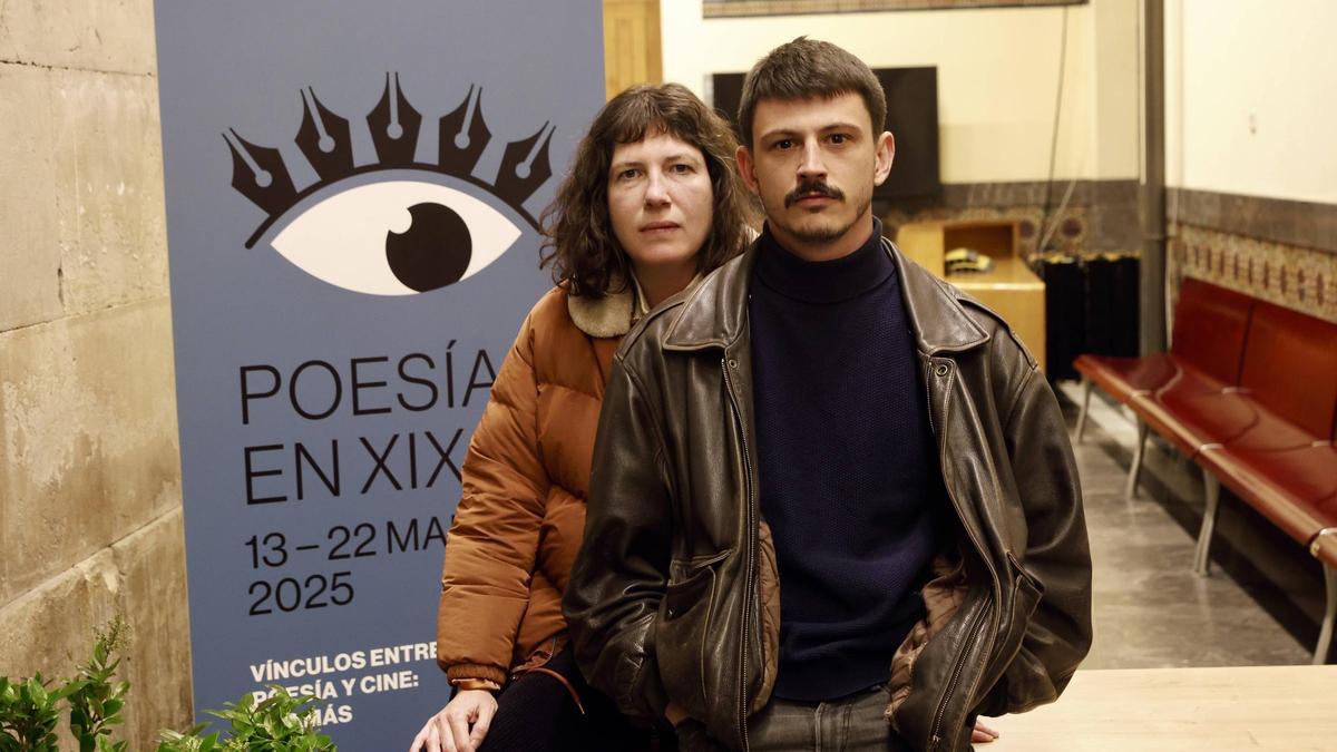 Elena Martín y Lluís Ruiz, en el Antiguo Instituto.