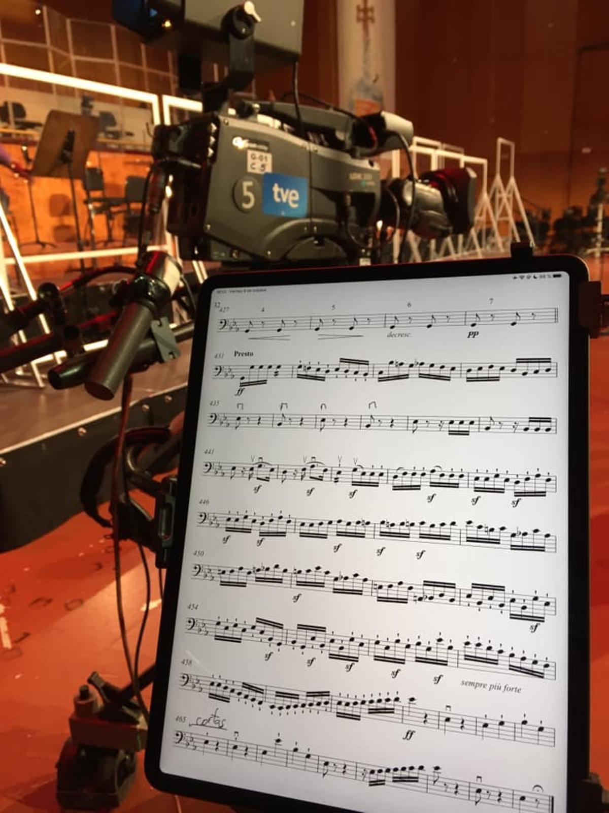 Partitura digital en tablet utilizada por los músicos de RTVE.