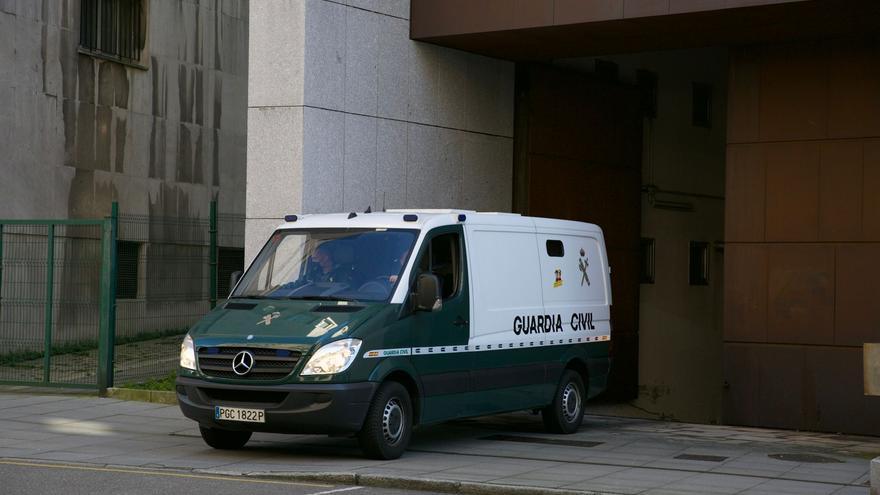 Agrede a un abogado que le afeó que zarandeara a su pareja en Oviedo: ahora se enfrenta a año y medio de cárcel