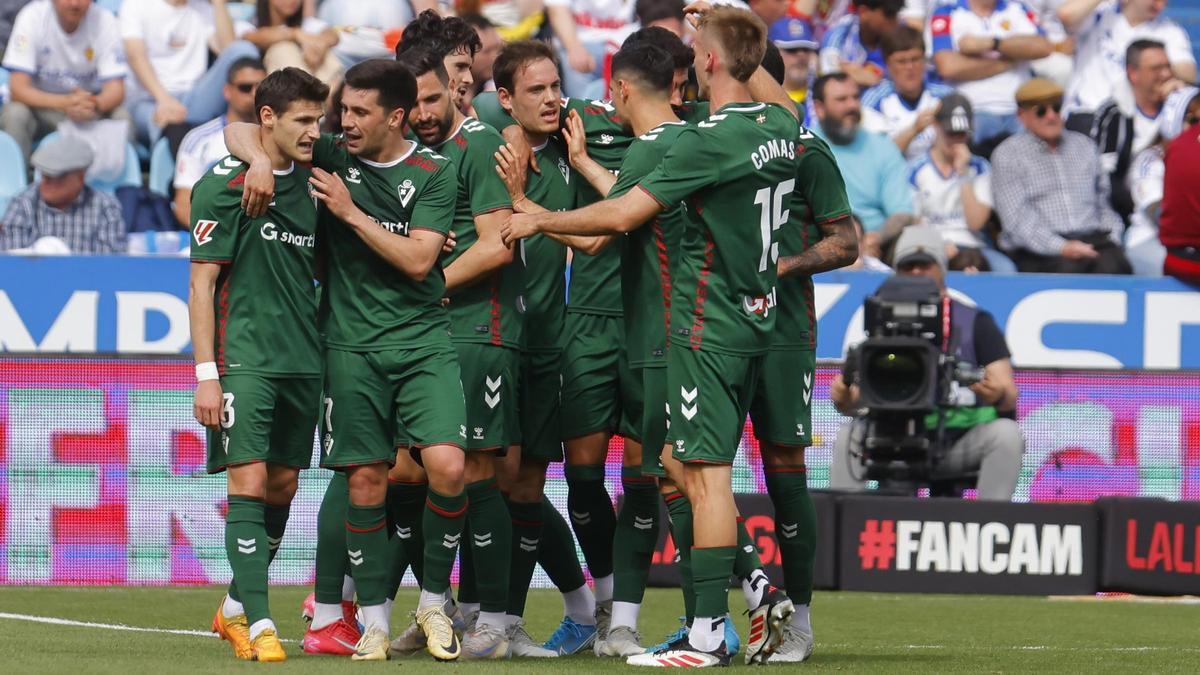 La plantilla del Eibar celebra un gol esta temporada.