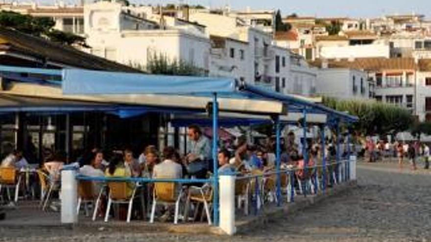 El Consell Comarcal protegeix el mític bar Marítim de Cadaqués