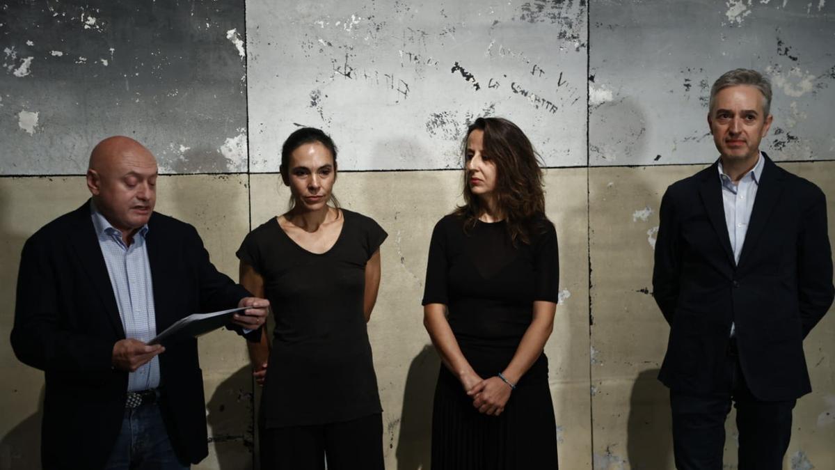 Paco Teruel, Patricia Gómez, María Jesús González y José Luis Pérez Pont, en la presentación de la muestra,